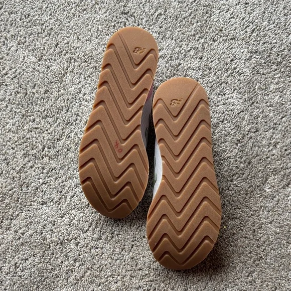 New Balance Women's Athletic Sneakers in Light Gray, Pink & Neon Green - Picture 4 of 5